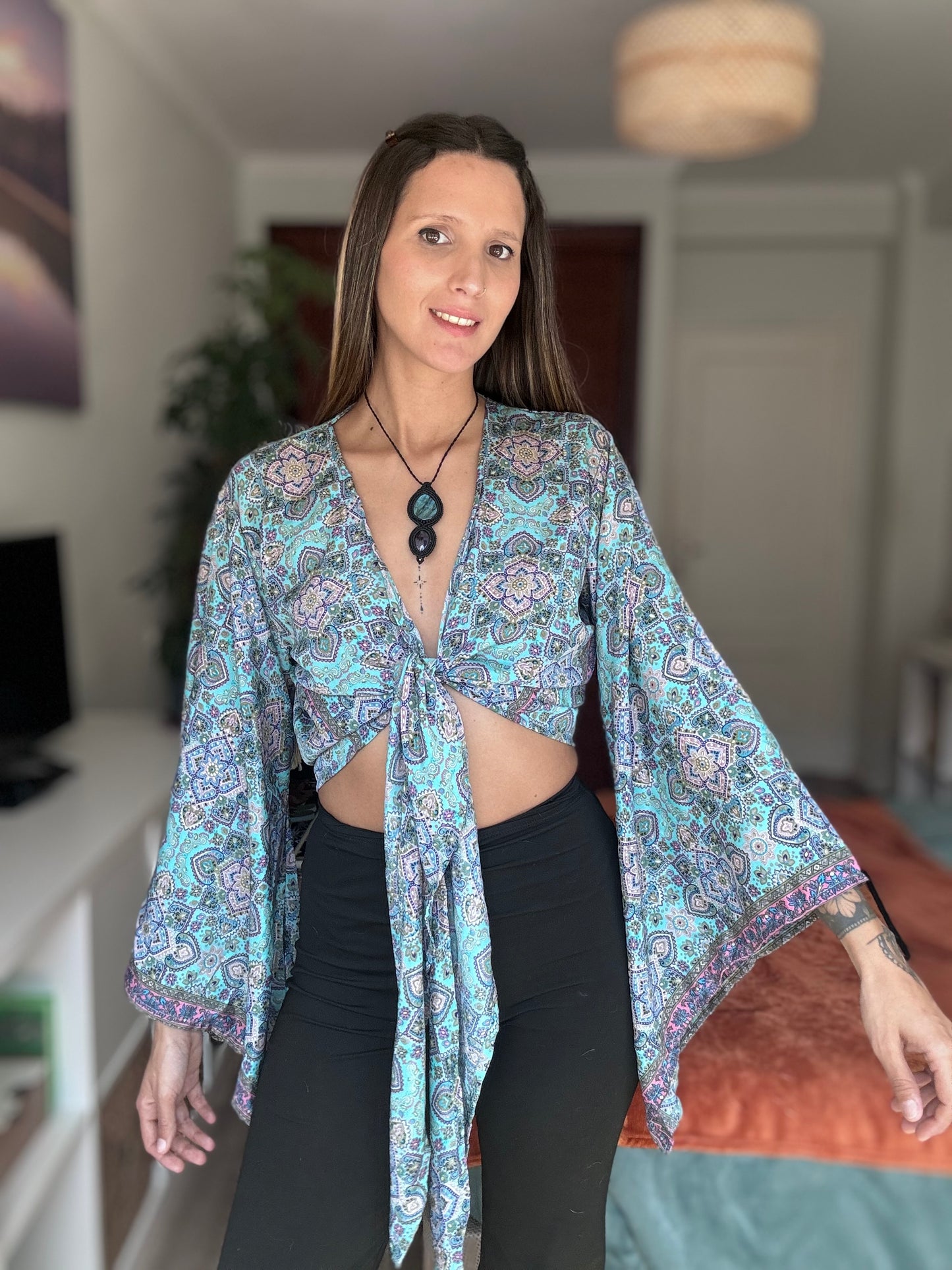 Bell Top Sleeve