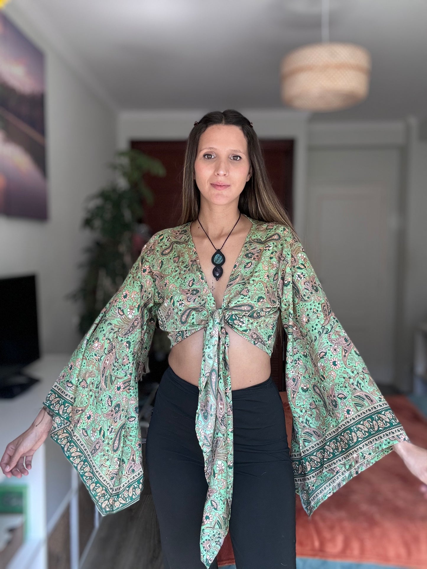 Bell Top Sleeve