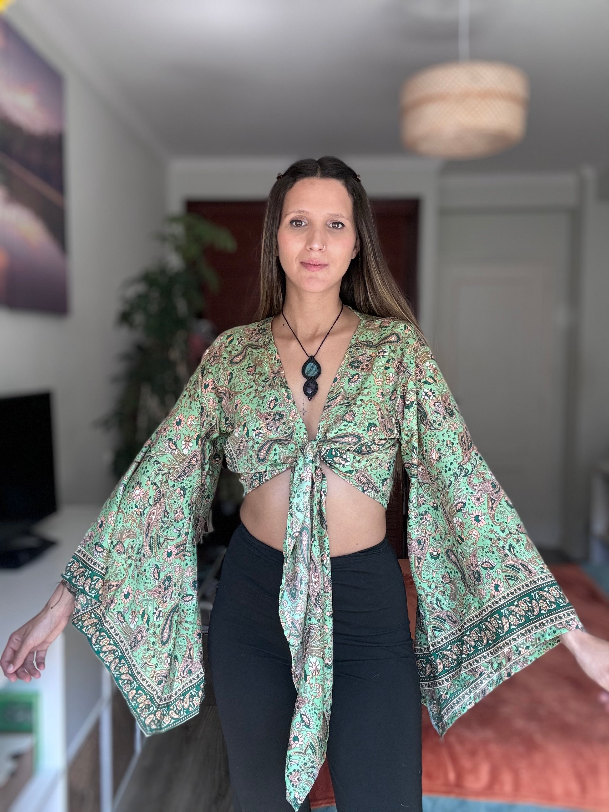 Bell Top Sleeve
