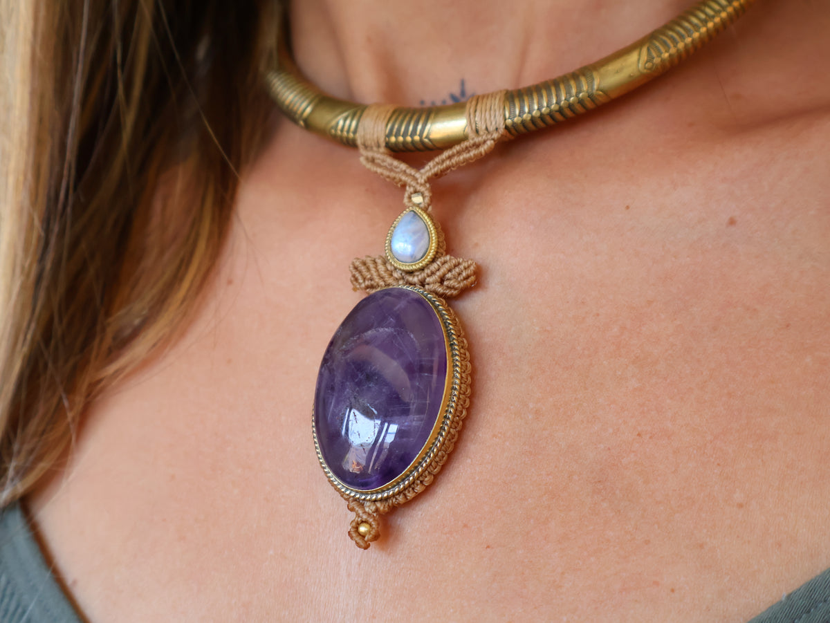 Chocker Amethyst Lune